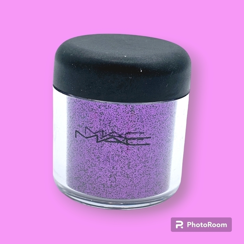 MAC Cosmetics Fuchsia Glitter